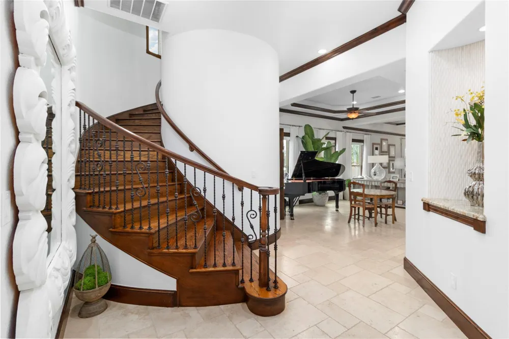 146 La Vie Drive Montgomery, TX 77316
