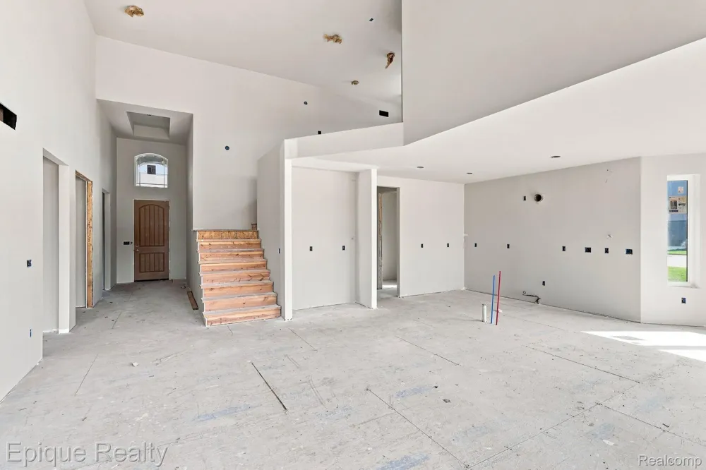3333 Cornerstone Drive #68 Orion Charter Township, MI 48360