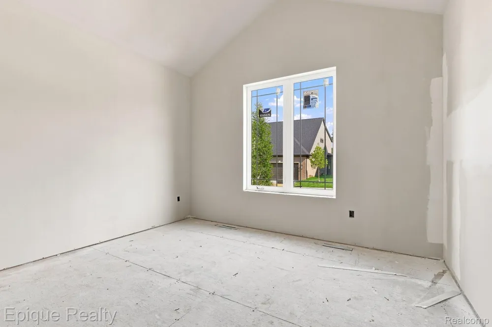 3333 Cornerstone Drive #68 Orion Charter Township, MI 48360