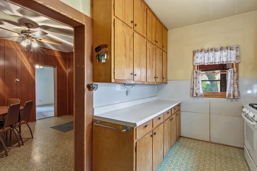 808 Bailey Avenue Wabasha, MN 55981
