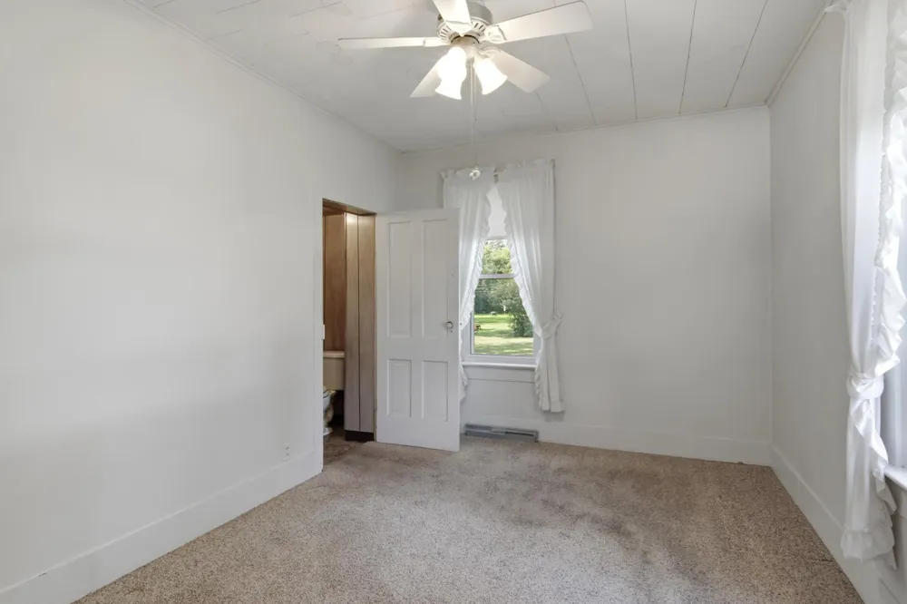 808 Bailey Avenue Wabasha, MN 55981