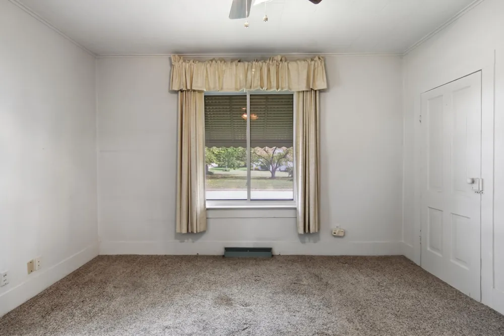 808 Bailey Avenue Wabasha, MN 55981