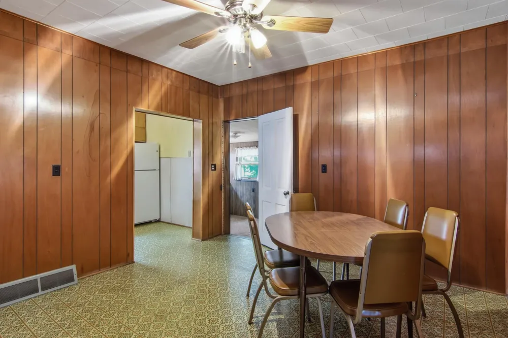 808 Bailey Avenue Wabasha, MN 55981