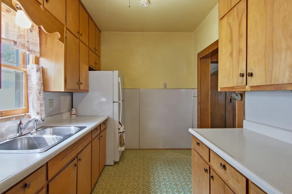 808 Bailey Avenue Wabasha, MN 55981