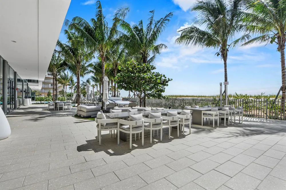 900 OCEAN BOULEVARD #802 Pompano Beach, FL 33062