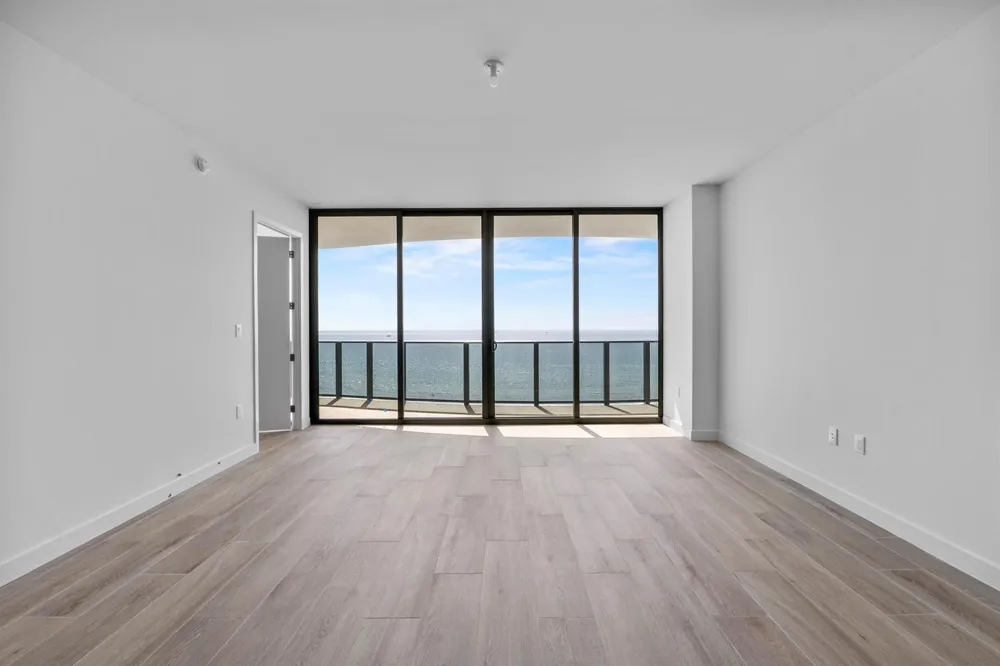 900 OCEAN BOULEVARD #802 Pompano Beach, FL 33062