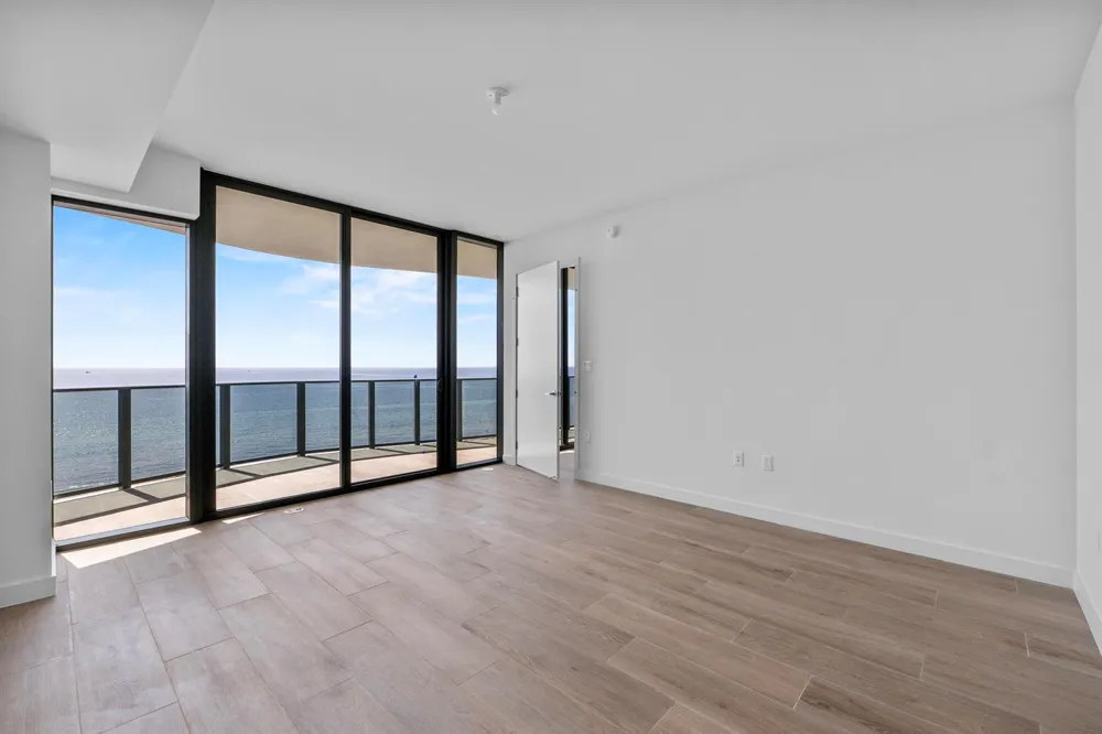 900 OCEAN BOULEVARD #802 Pompano Beach, FL 33062