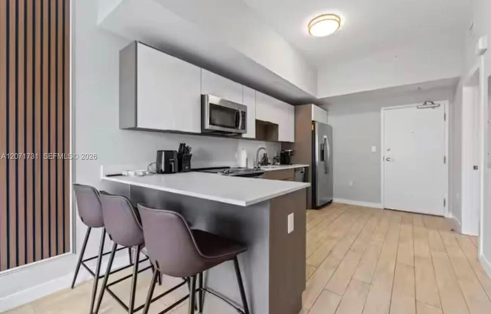 321 NE 26th St #811 Miami, FL 33137