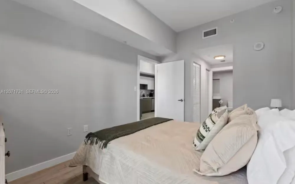 321 NE 26th St #811 Miami, FL 33137
