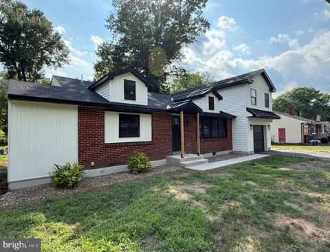 50 MANOR LANE