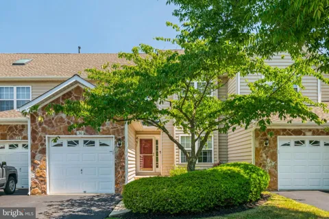 30 PALMER DRIVE