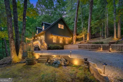 747 Mountain Oak RD