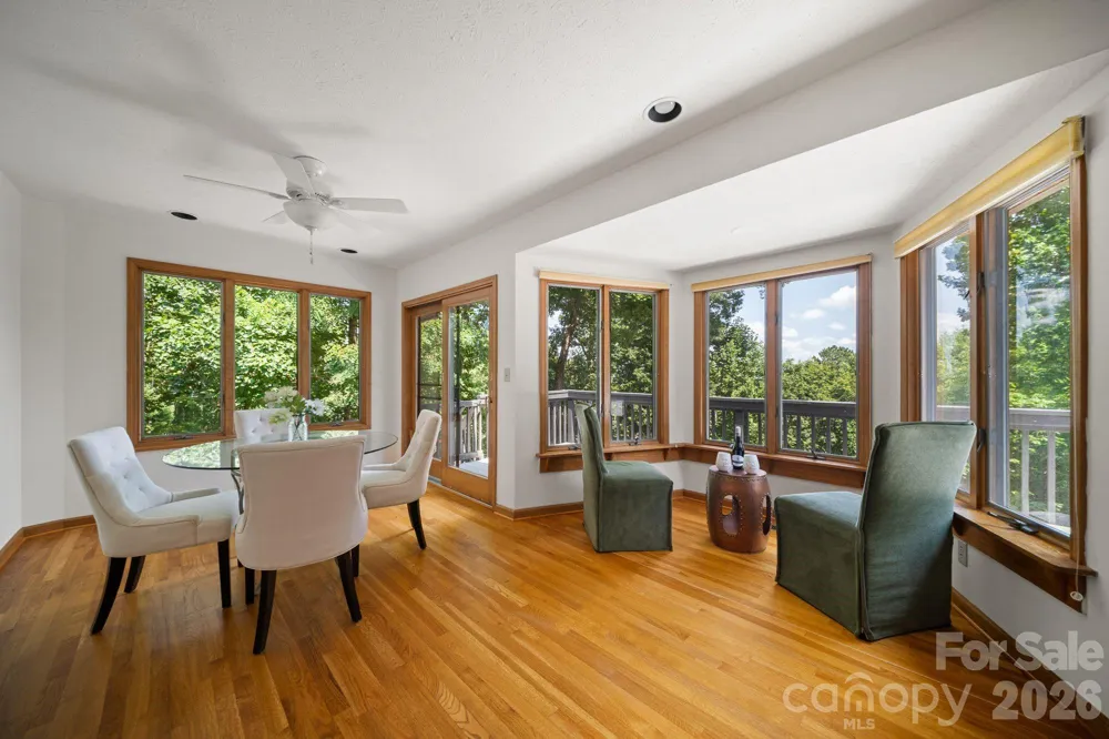 1105 High Vista Drive Mills River, NC 28759
