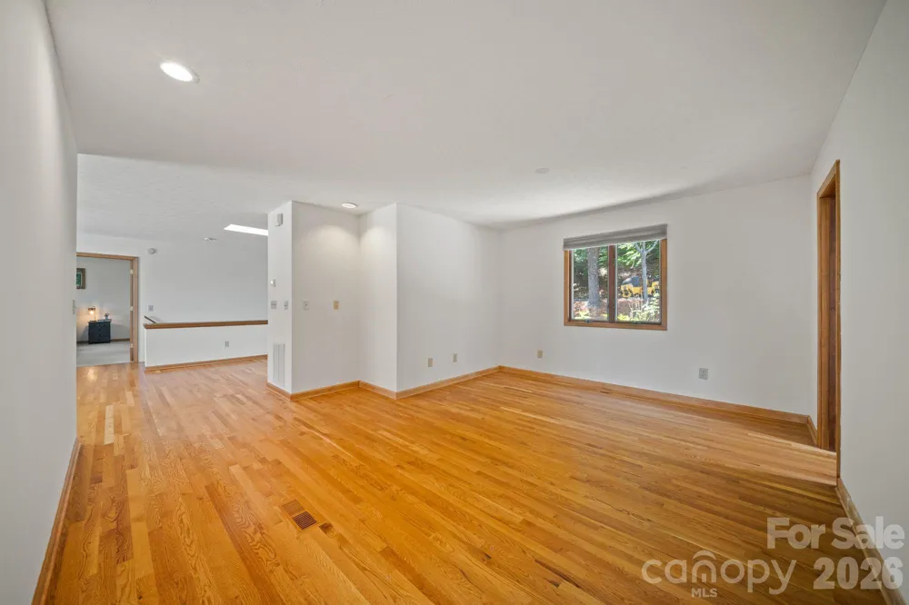 1105 High Vista Drive Mills River, NC 28759
