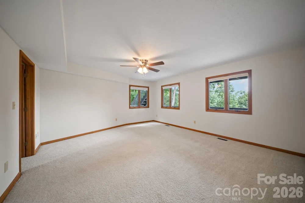1105 High Vista Drive Mills River, NC 28759