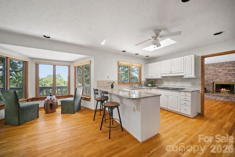 1105 High Vista Drive Mills River, NC 28759