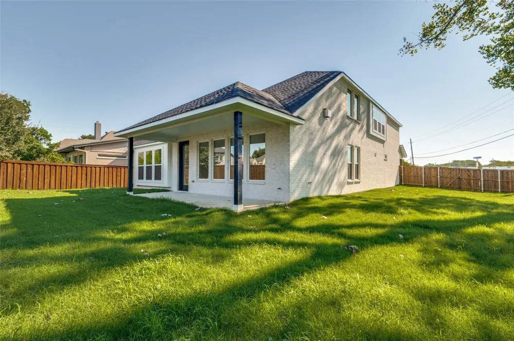 99 Kay Lane Westworth Village, TX 76114