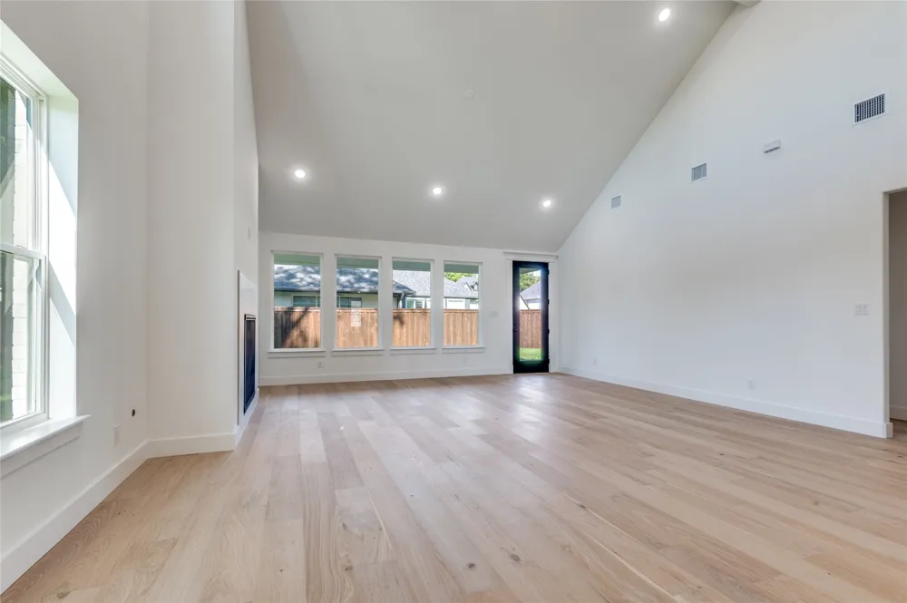 99 Kay Lane Westworth Village, TX 76114