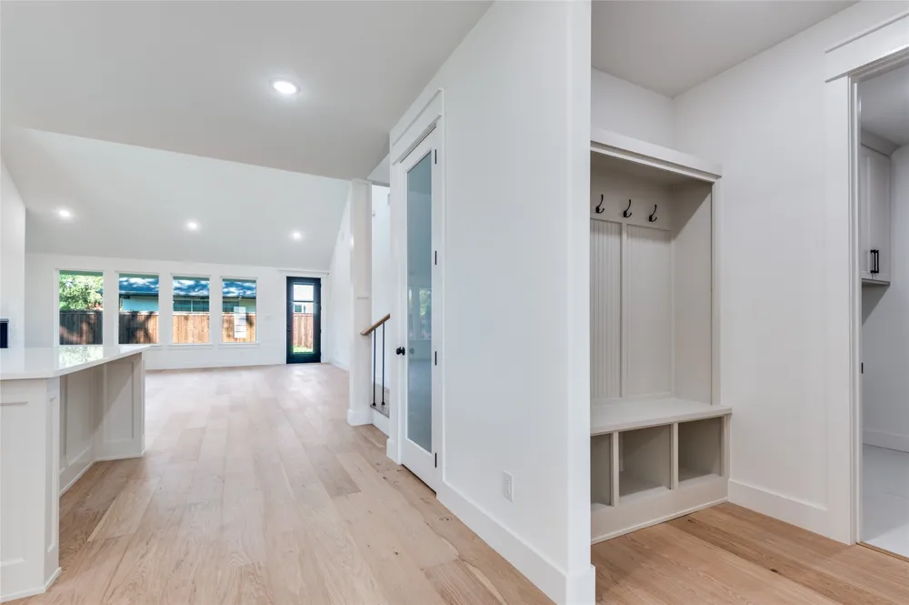 99 Kay Lane Westworth Village, TX 76114