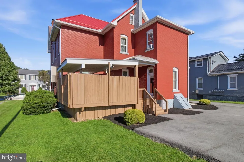 210 2ND ST Clearfield, PA 16830