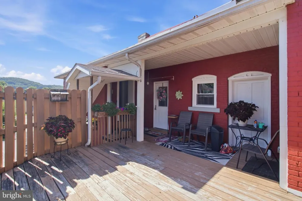 210 2ND ST Clearfield, PA 16830