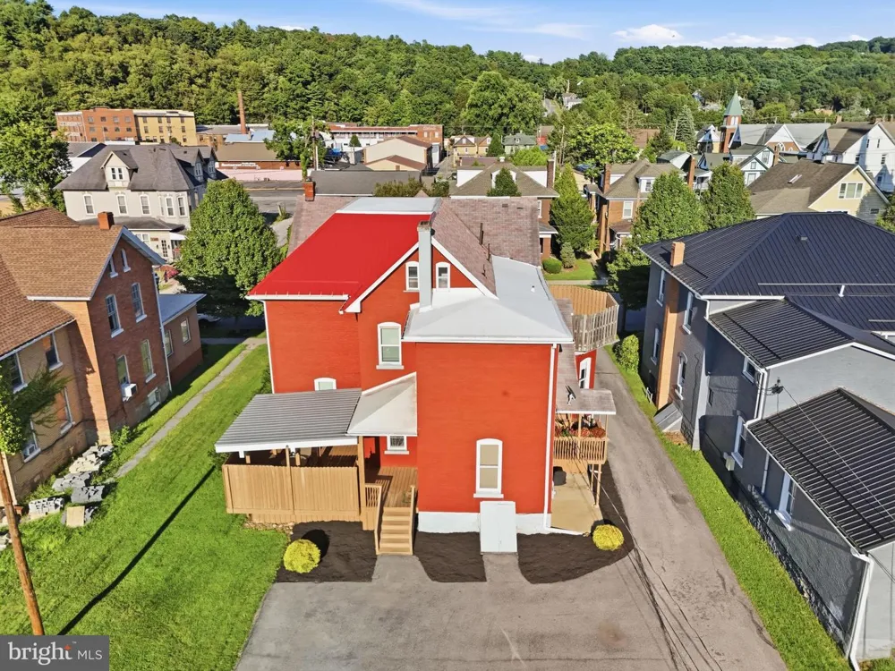 210 2ND ST Clearfield, PA 16830