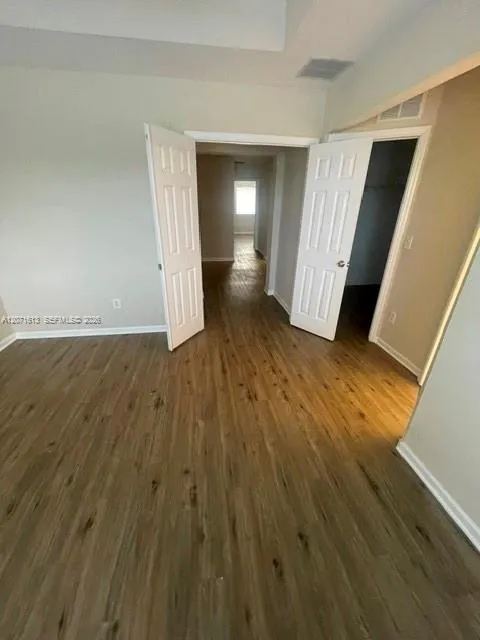 2004 Marsh Harbor Dr Riviera Beach, FL 33404