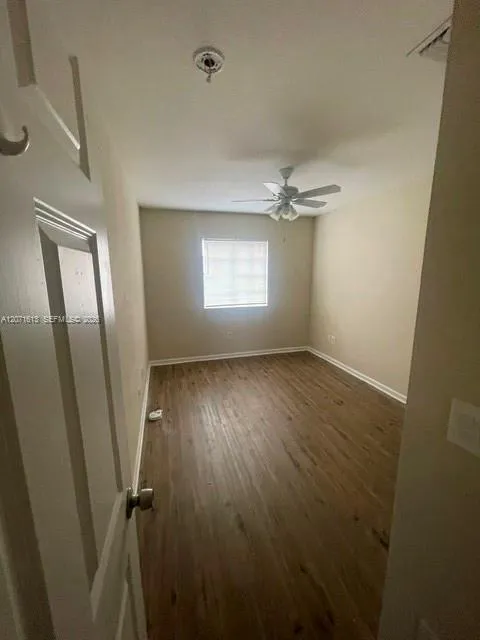 2004 Marsh Harbor Dr Riviera Beach, FL 33404