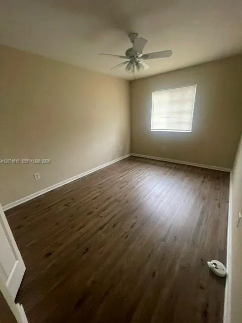 2004 Marsh Harbor Dr Riviera Beach, FL 33404