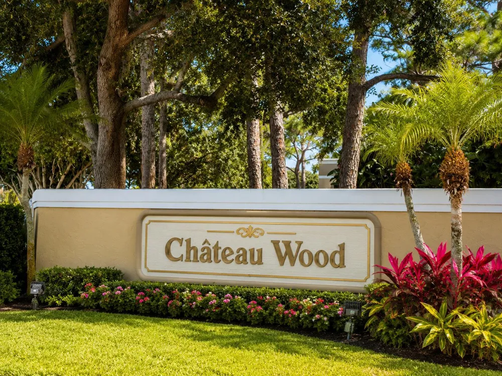 3725 VILLAGE DRIVE #D Delray Beach, FL 33445