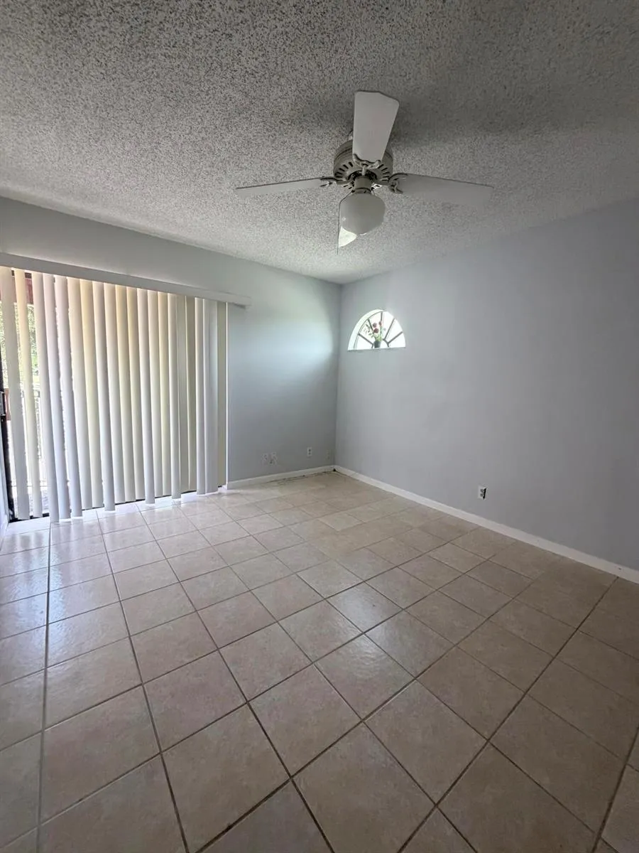 3725 VILLAGE DRIVE #D Delray Beach, FL 33445