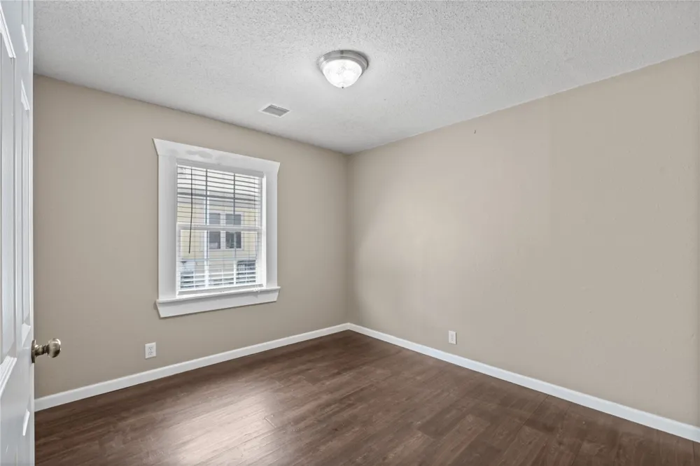 604 SE Greystone Avenue Bartlesville, OK 74006