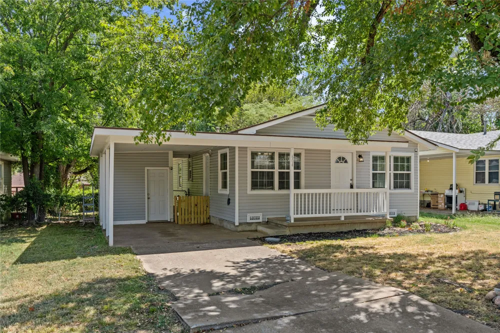 604 SE Greystone Avenue Bartlesville, OK 74006