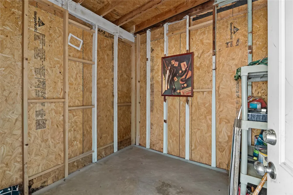 604 SE Greystone Avenue Bartlesville, OK 74006