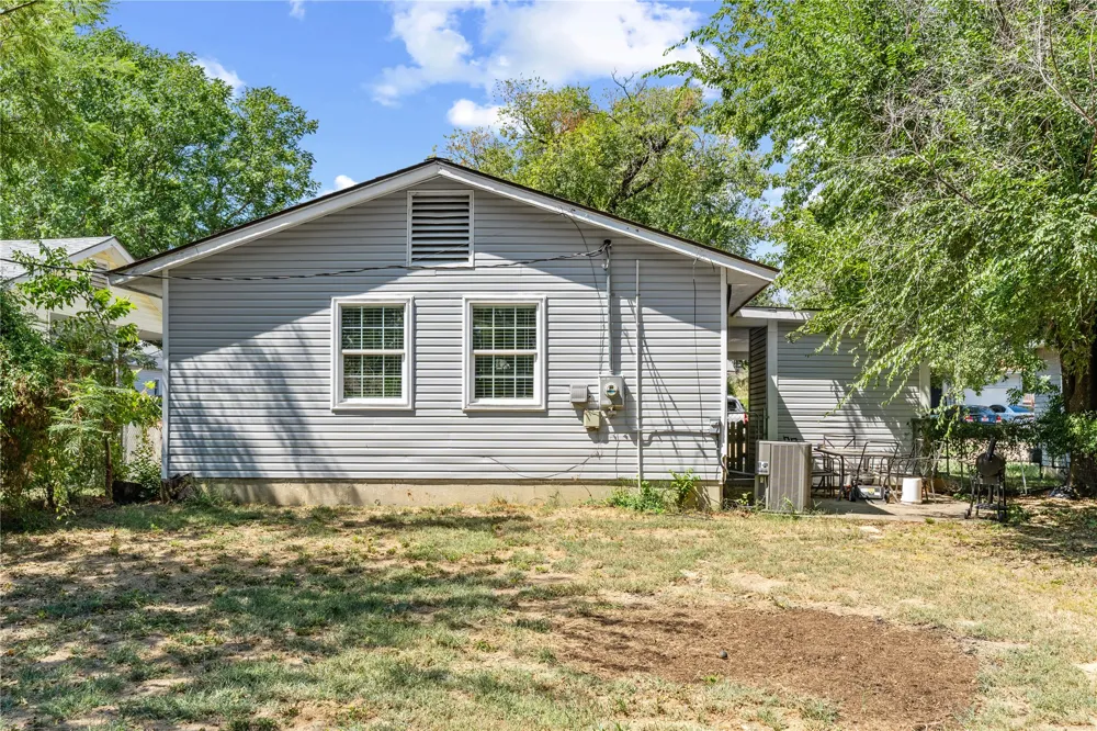 604 SE Greystone Avenue Bartlesville, OK 74006