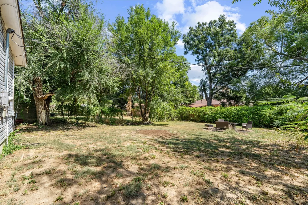 604 SE Greystone Avenue Bartlesville, OK 74006