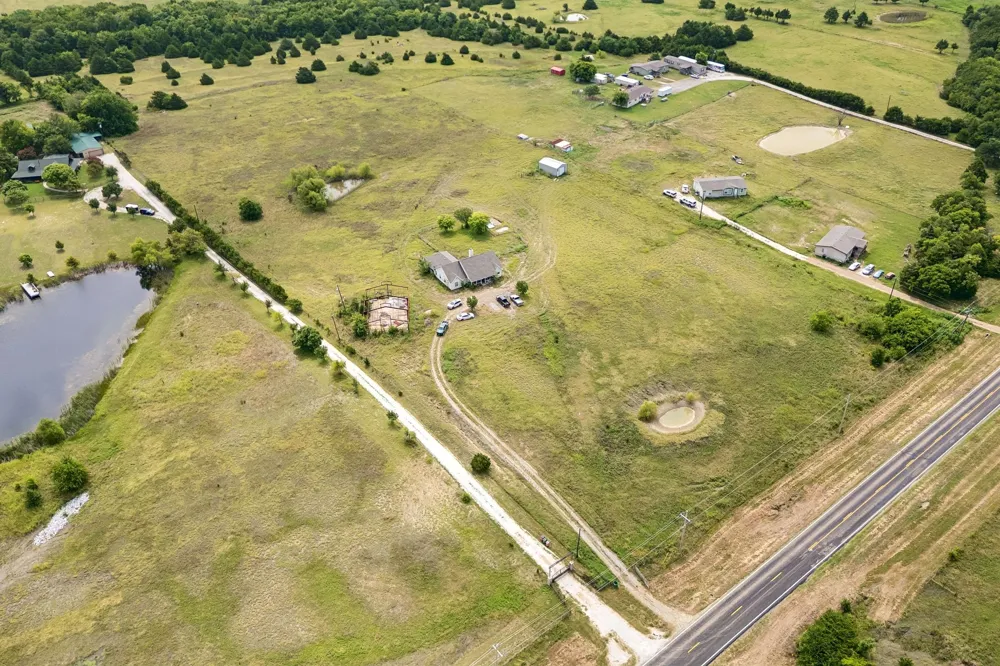 3691 Fm 36 Farmersville, TX 75442
