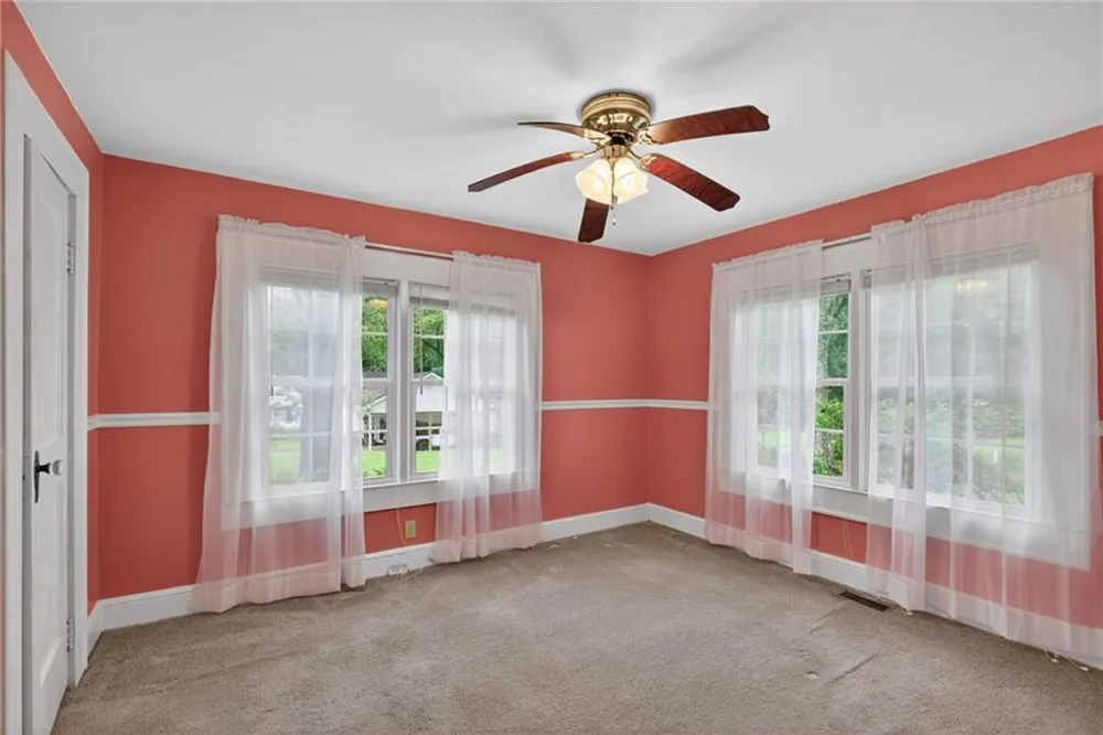 16 Garrett Avenue Bremen, GA 30110