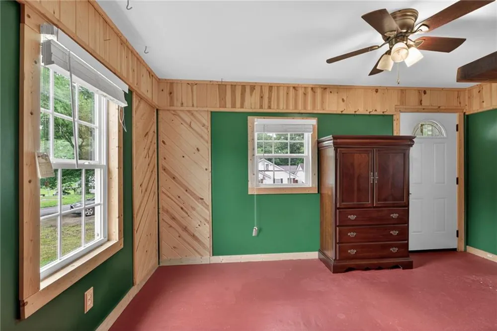 16 Garrett Avenue Bremen, GA 30110