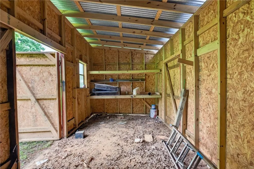 16 Garrett Avenue Bremen, GA 30110