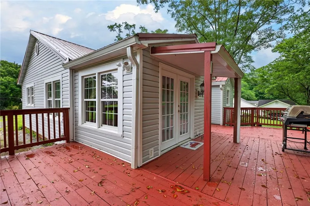 16 Garrett Avenue Bremen, GA 30110
