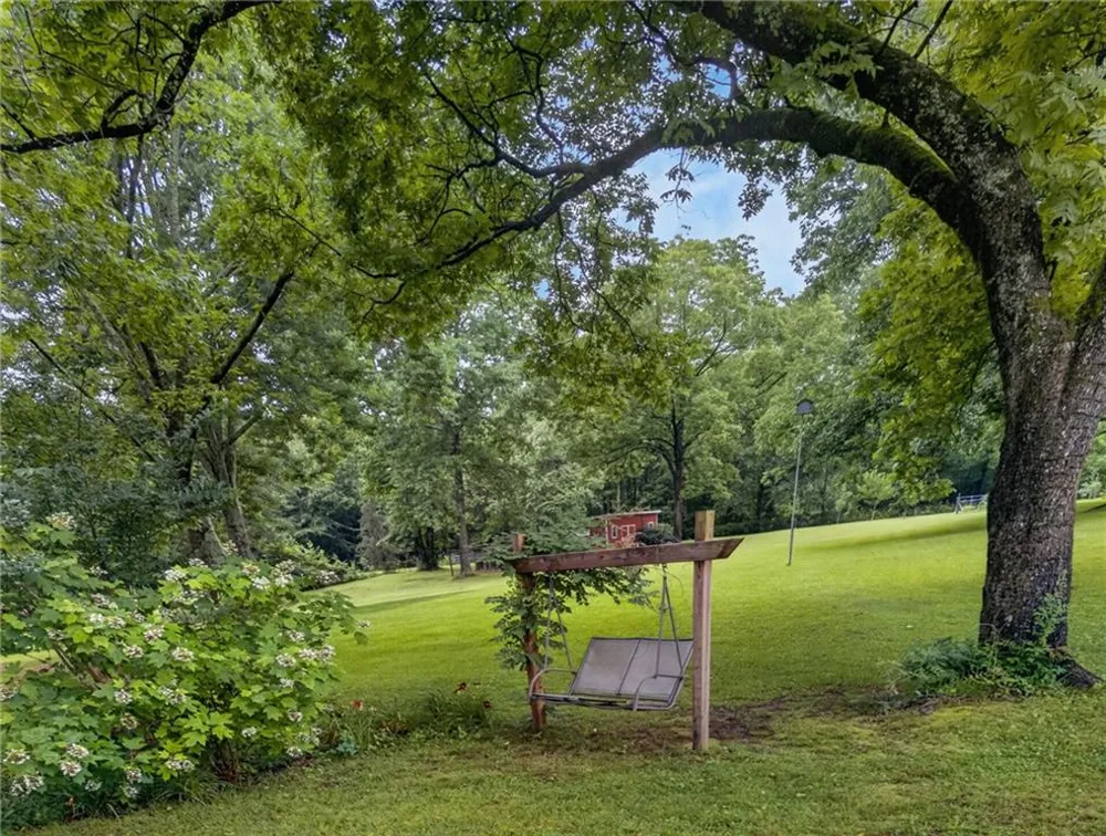 16 Garrett Avenue Bremen, GA 30110