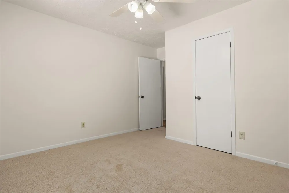1009 Amy Drive Deer Park, TX 77536