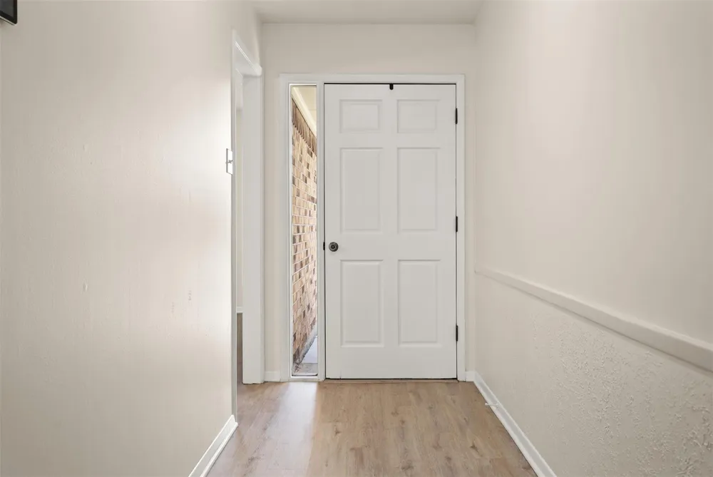 1009 Amy Drive Deer Park, TX 77536