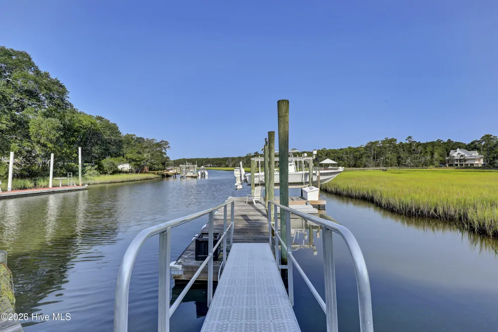 600 Cordgrass Road Hampstead, NC 28443