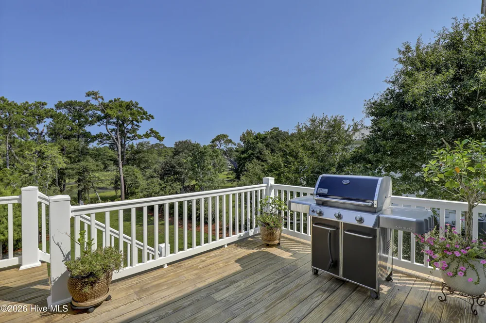 600 Cordgrass Road Hampstead, NC 28443