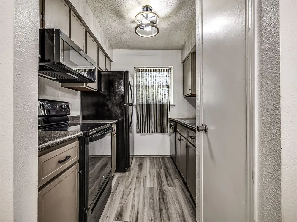 2217 E 67th Street S #1502 Tulsa, OK 74136