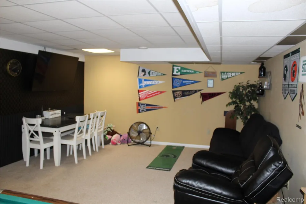 5311 Sandalwood Court Grand Blanc Charter Township, MI 48439