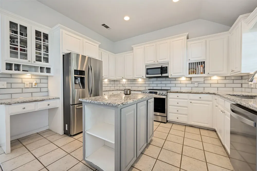 732 Charyl Lynn Drive Argyle, TX 76226