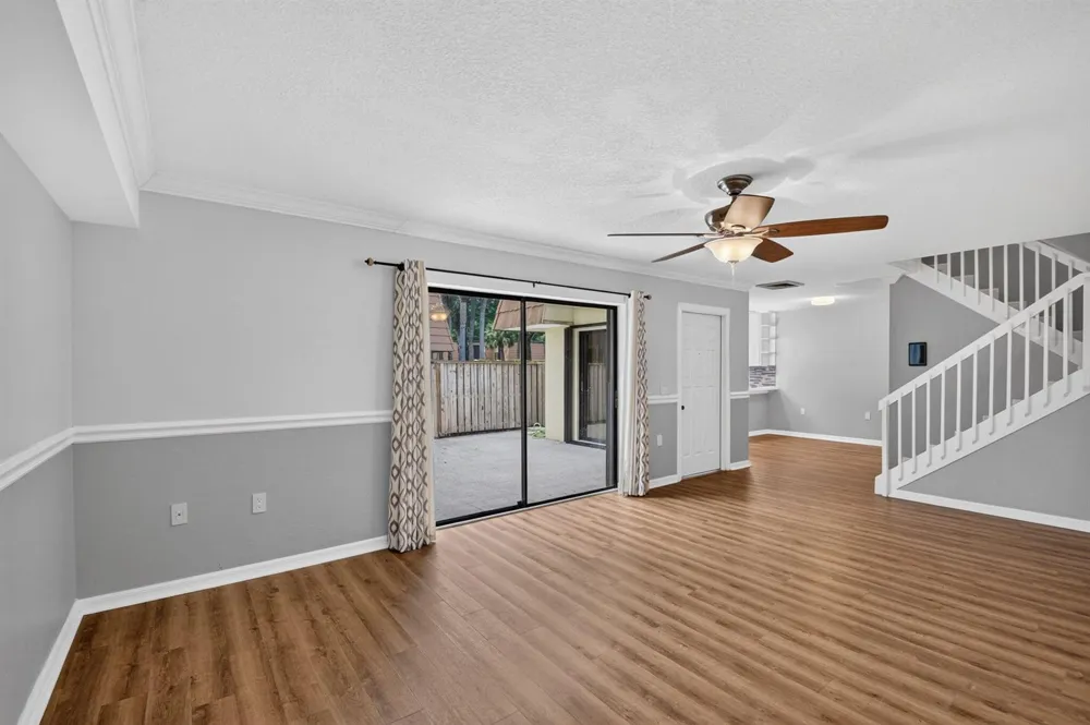 503 BUTTONWOOD LANE Boynton Beach, FL 33436
